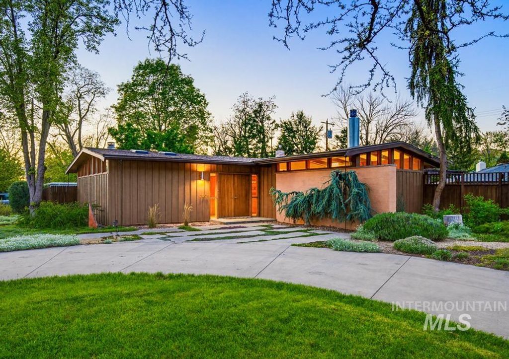 Photo of 2901 N Tartan Pl, Boise, ID 83702 (MLS # 98985073)