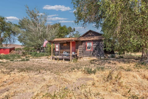Photo of 2894 Little Valley Rd, Harper, OR 97906 (MLS # 98993637)