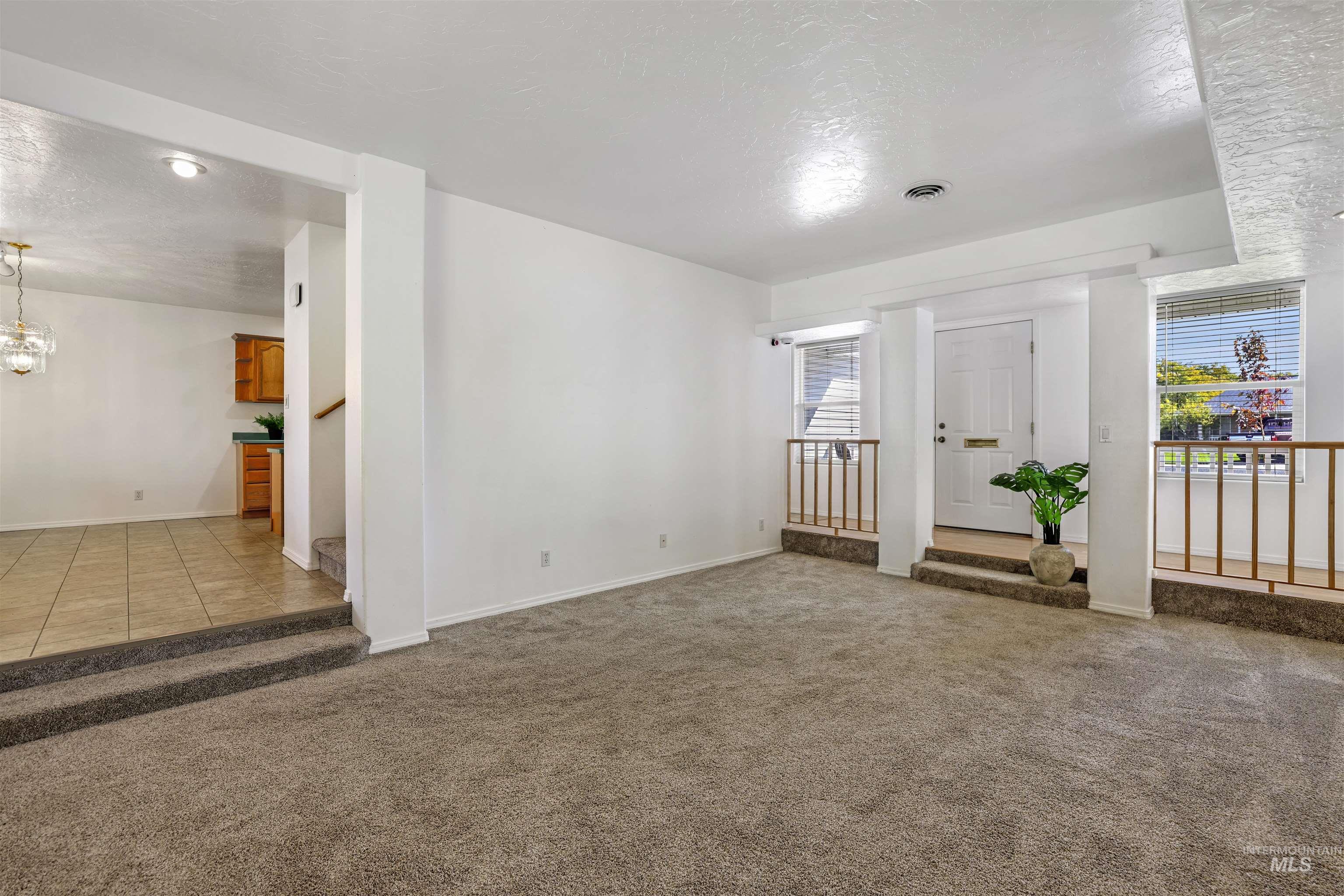 612 Northern Pine Ct.