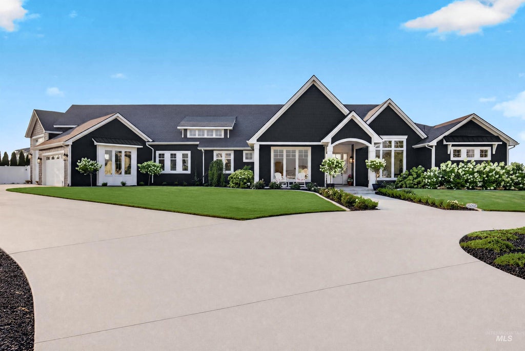 Photo of 15058 Longwood Ct, Caldwell, ID 83607 (MLS # 98997422)