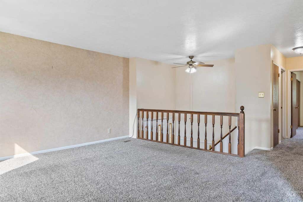 Photo of 1181 Park View Dr, Twin Falls, ID 83301 (MLS # 98995996)