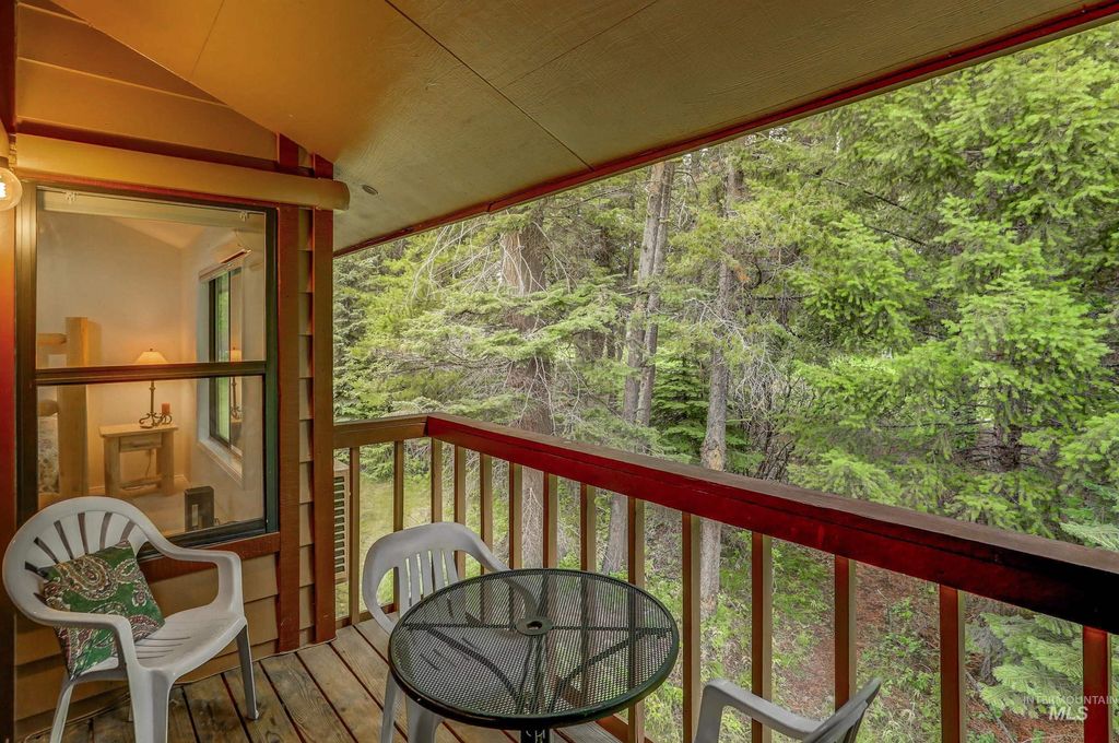 Photo of 1607 Davis Ave #M-72, McCall, ID 83638 (MLS # 98970856)