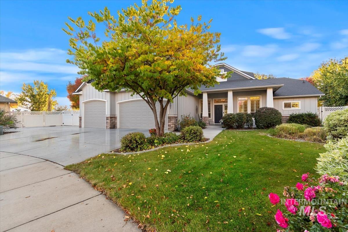 2697 W Los Flores Ct
