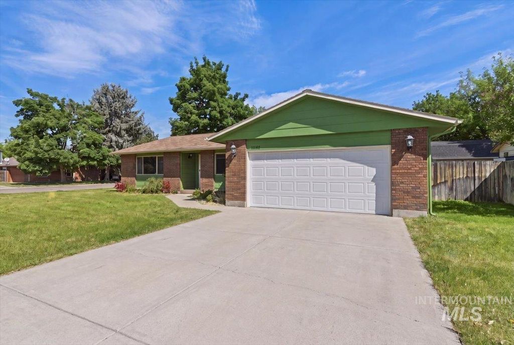 Photo of 11142 W Richey Ct, Boise, ID 83713 (MLS # 98985850)