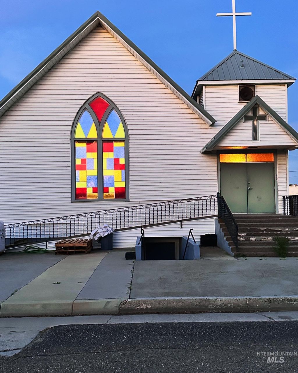 Photo of 308 4th St, Wilder, ID 83676 (MLS # 98982739)