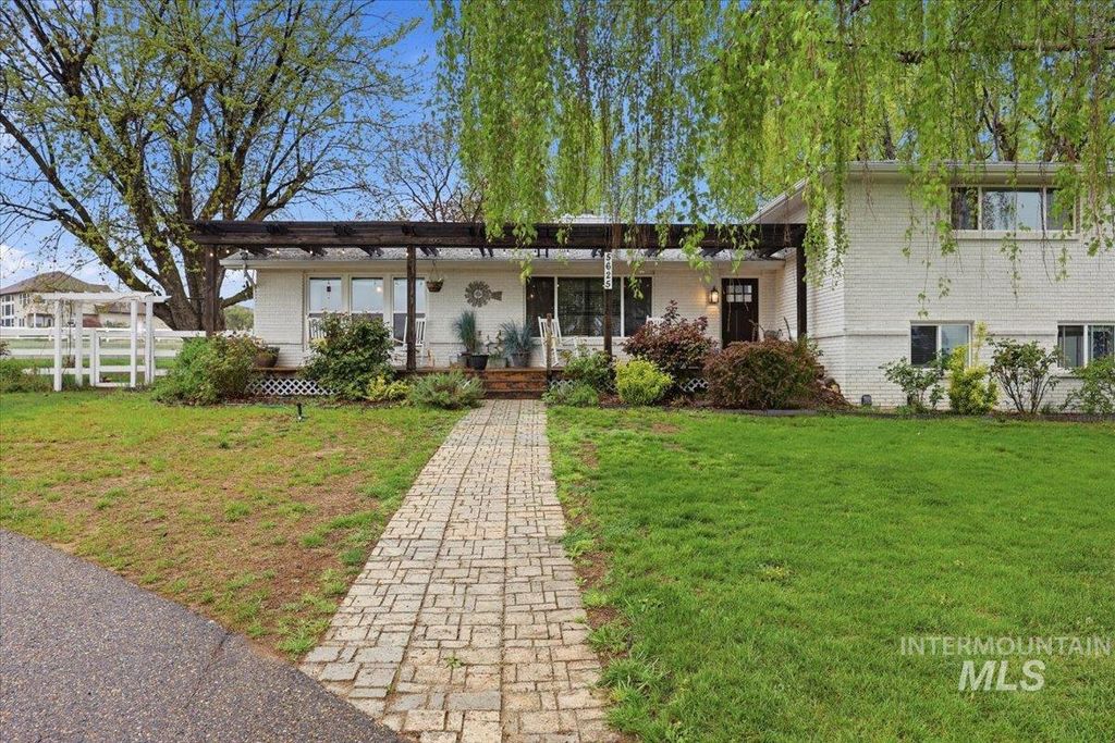 Photo of 5625 Sunset Drive, Fruitland, ID 83619 (MLS # 98981919)