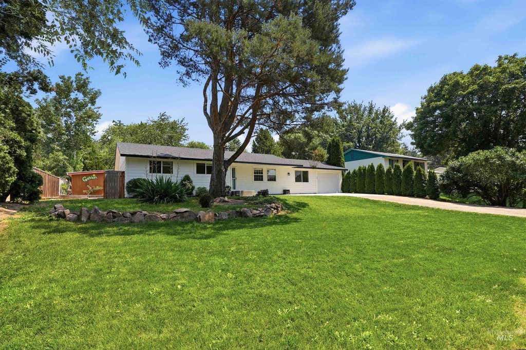 Photo of 23650 Freezeout Rd, Caldwell, ID 83607 (MLS # 98994748)