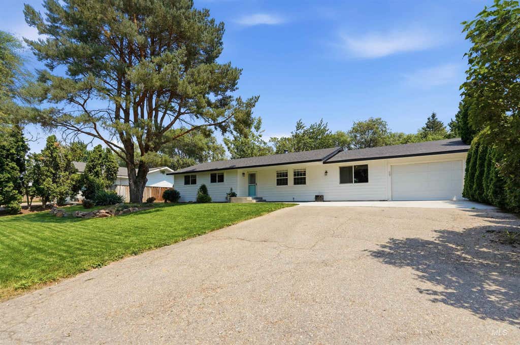 Photo of 23650 Freezeout Rd, Caldwell, ID 83607 (MLS # 98994748)