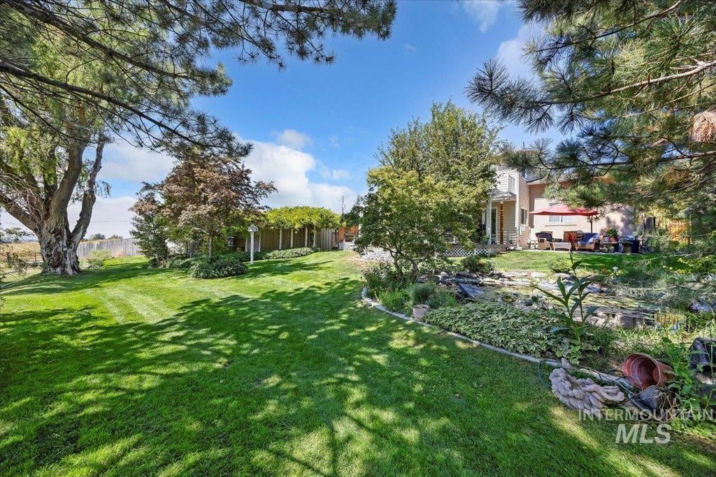 Photo of 147 W 400 South, Jerome, ID 83338 (MLS # 98989834)