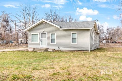 414 S 11th St Payette ID 83661