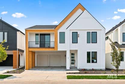 67 N Feather Reed Ave – Investment Home