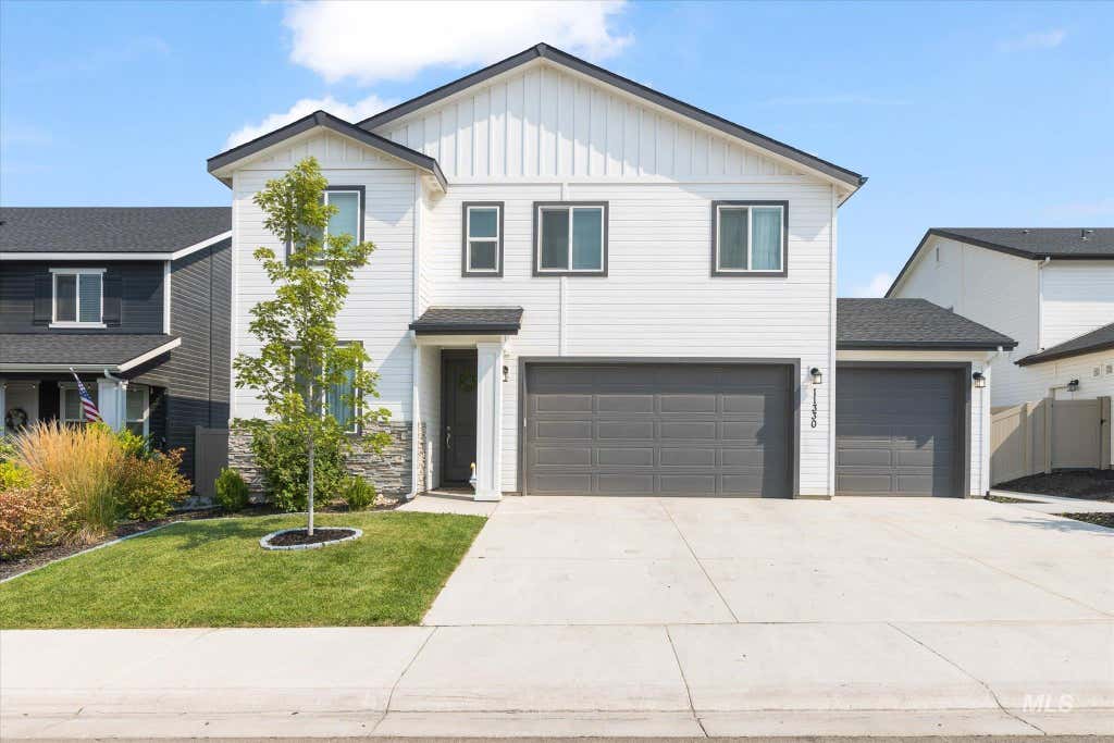 Photo of 11330 Aspen Hill Dr, Caldwell, ID 83605 (MLS # 98996345)