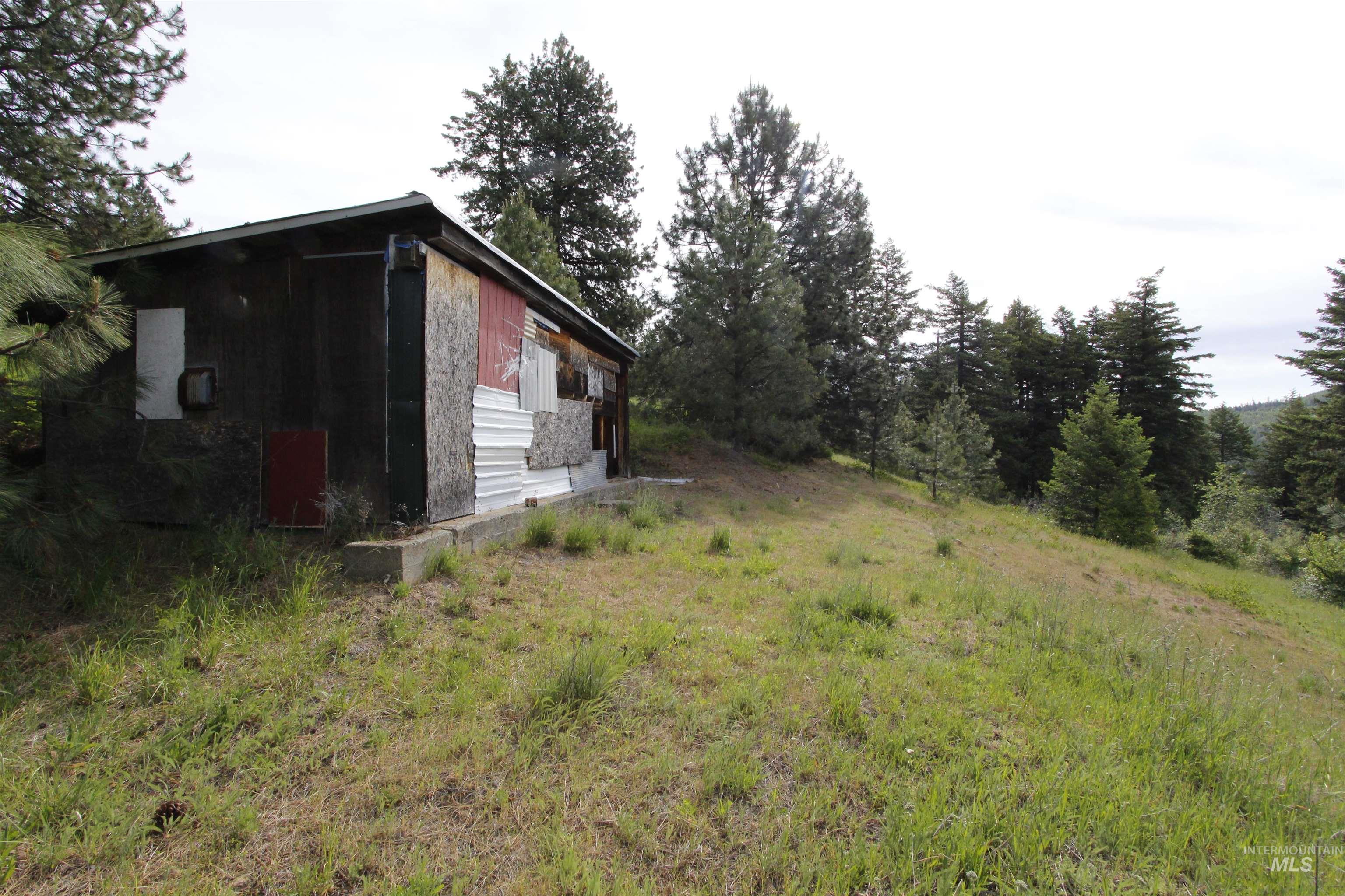 TBD Smokey Bear Ln