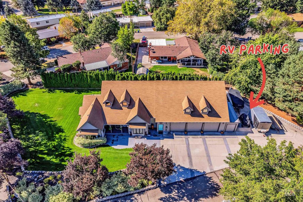 Photo of 2103 N Curtis Rd, Boise, ID 83706 (MLS # 98963360)