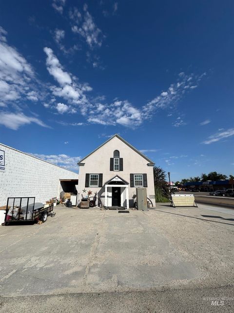 Photo of 119 N 2nd Street, Parma, ID 83660 (MLS # 98975179)