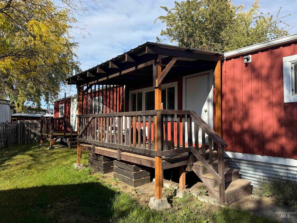 Photo of 1751 N Polk #20, Moscow, ID 83843 (MLS # 99003731)