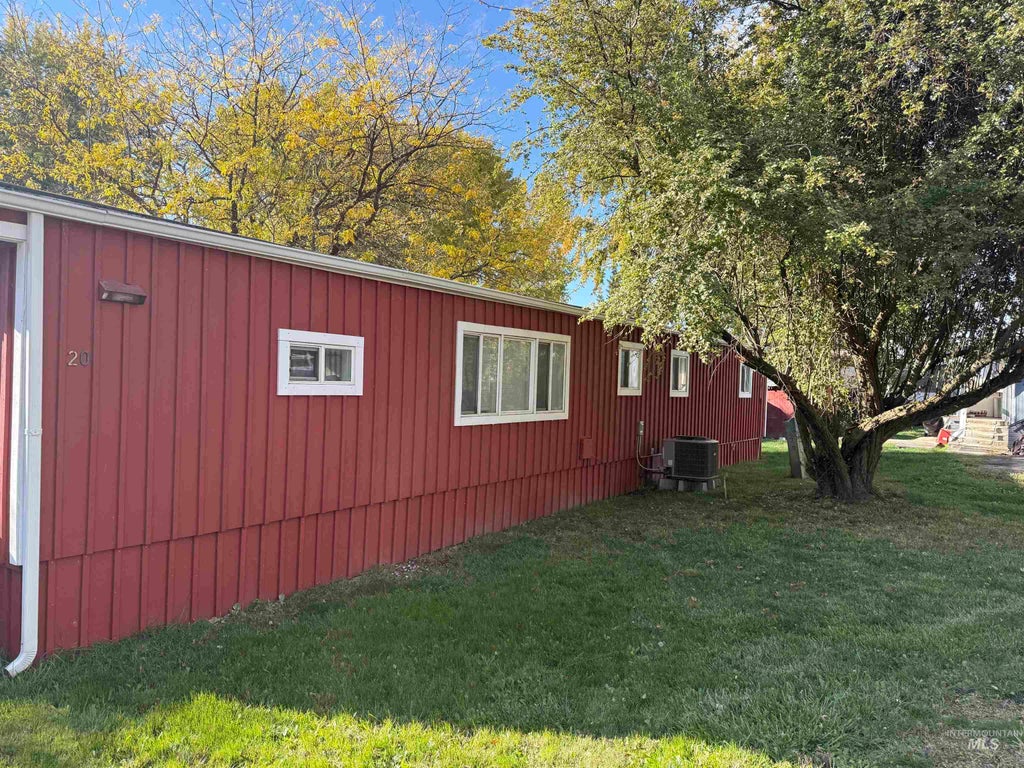 Photo of 1751 N Polk #20, Moscow, ID 83843 (MLS # 99003731)