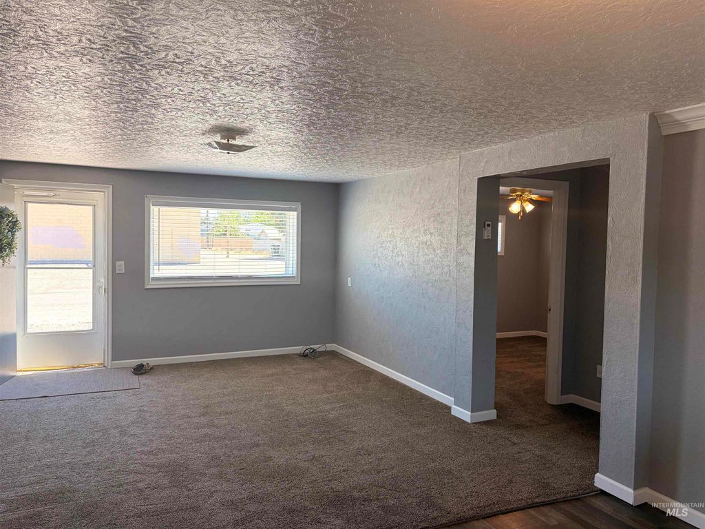 Photo of 219 North 1st East Street, Paul, ID 83347 (MLS # 98990570)