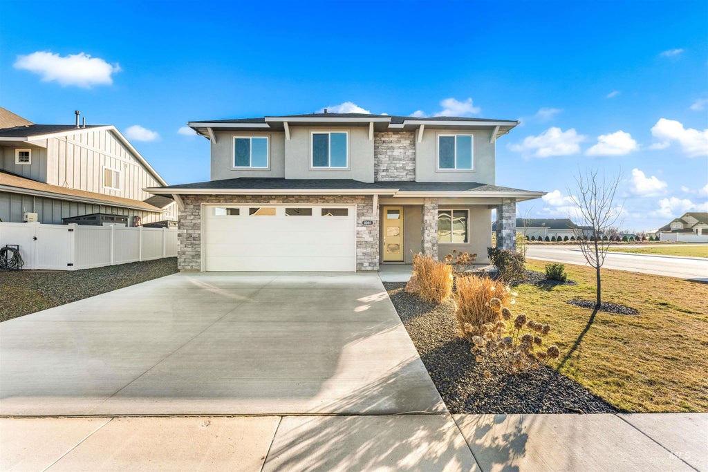 Photo of 8081 Tandy Cove St, Middleton, ID 83644 (MLS # 99001275)