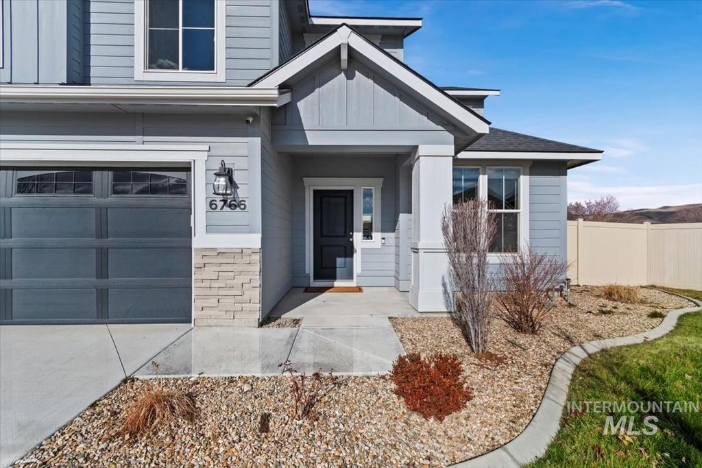Photo of 6766 E Zaffre Ridge St, Boise, ID 83716 (MLS # 98974477)