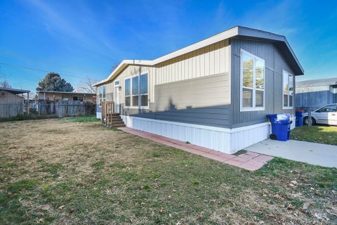 Photo of 509 E Watercress Ln, Eagle, ID 83616 (MLS # 98970802)