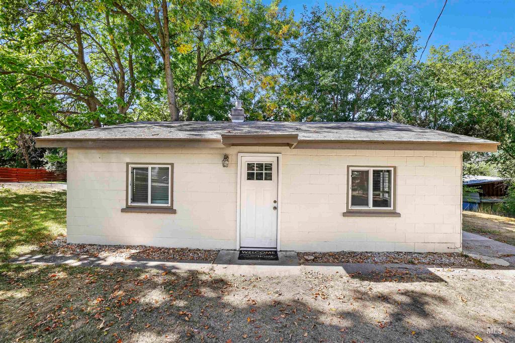 Photo of 231 E Reed Street, Hagerman, ID 83332 (MLS # 98962947)