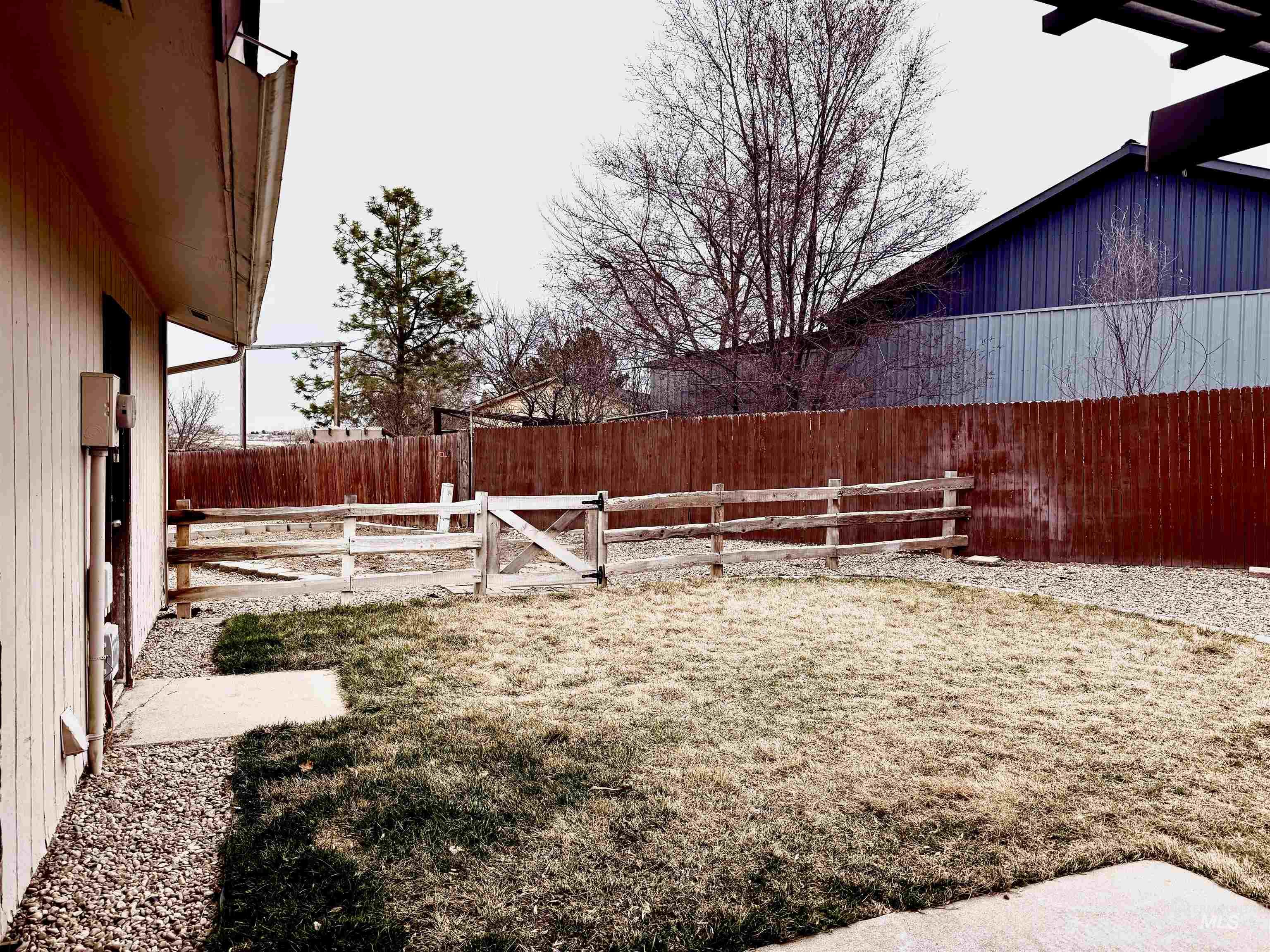 Boise, Idaho 83709, United States, 3 Bedrooms Bedrooms, ,1 BathroomBathrooms,Residential,Pending,89577