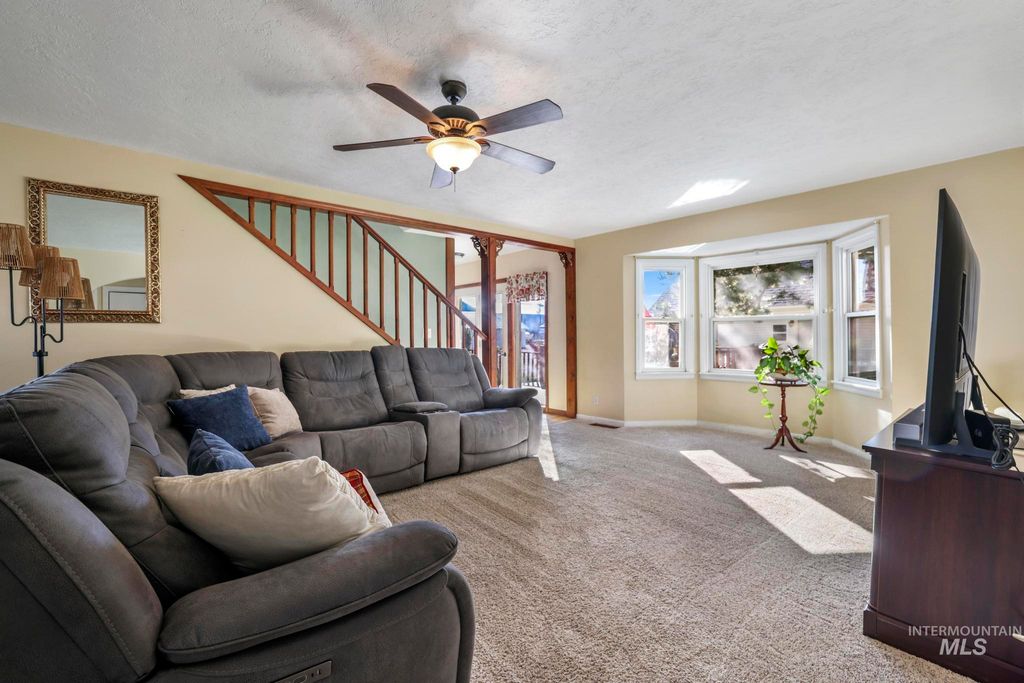Photo of 1213 Burley Ave, Buhl, ID 83316 (MLS # 98986189)