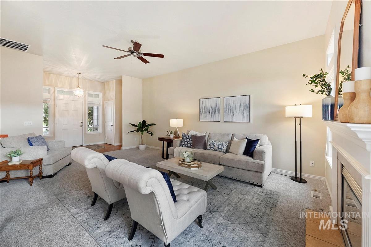 558 N Cardigan Avenue