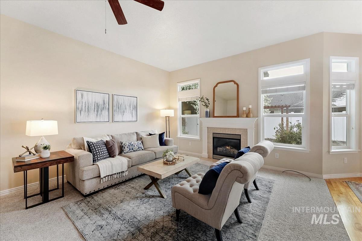 558 N Cardigan Avenue