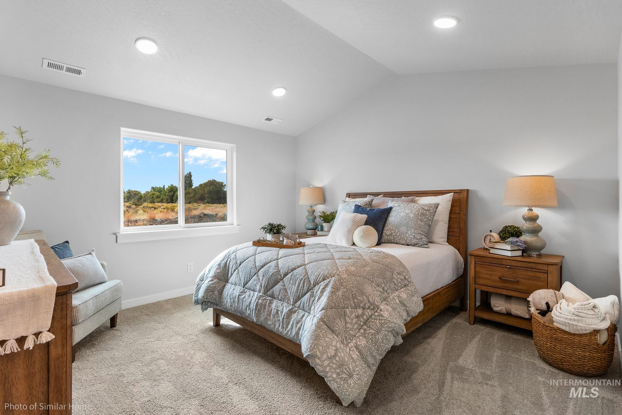 1697 Tule Dr