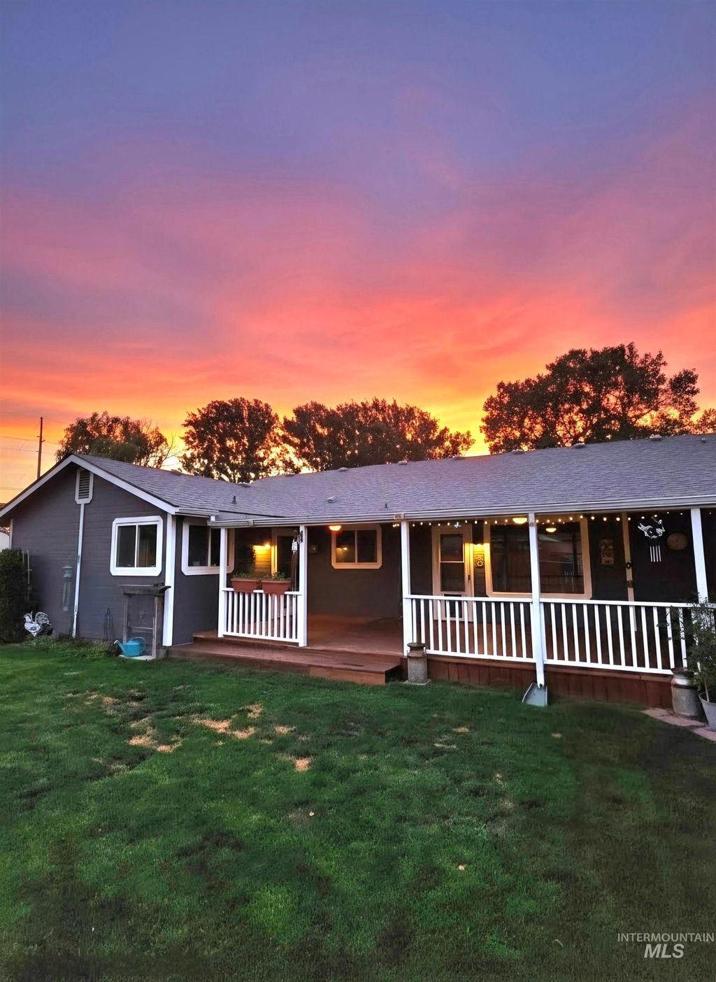 Photo of 123 S Campbell Ave, Middleton, ID 83644 (MLS # 98993415)