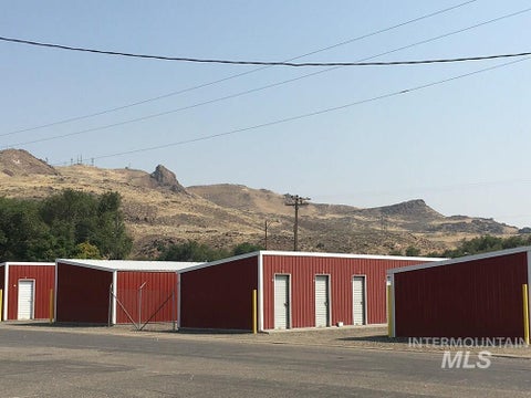 Photo of 315 N Glenn St, Vale, OR 97918 (MLS # 98981365)