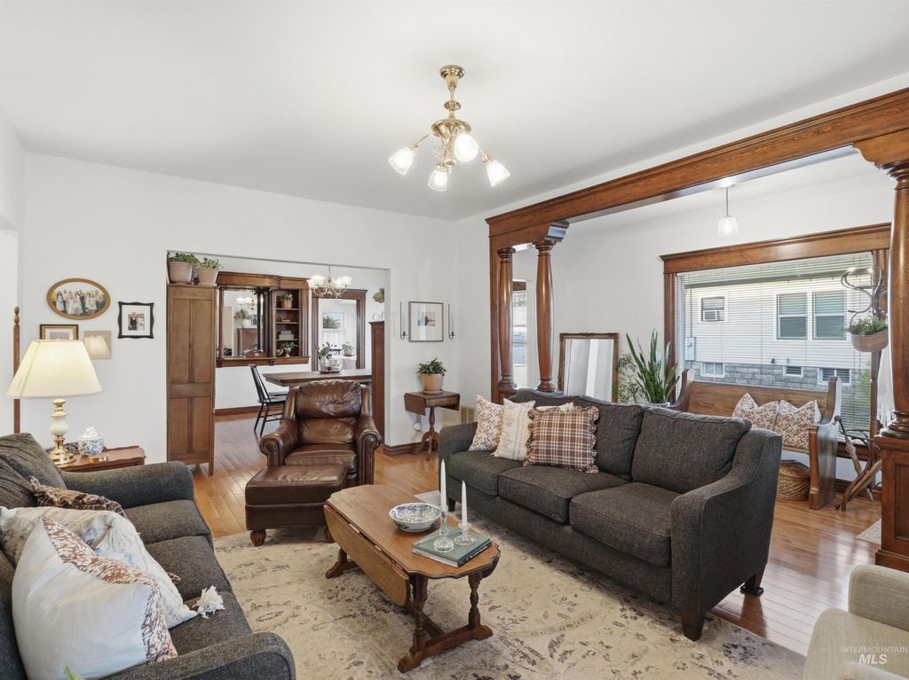 Photo of 610 E 1st Street, Emmett, ID 83617 (MLS # 98981261)