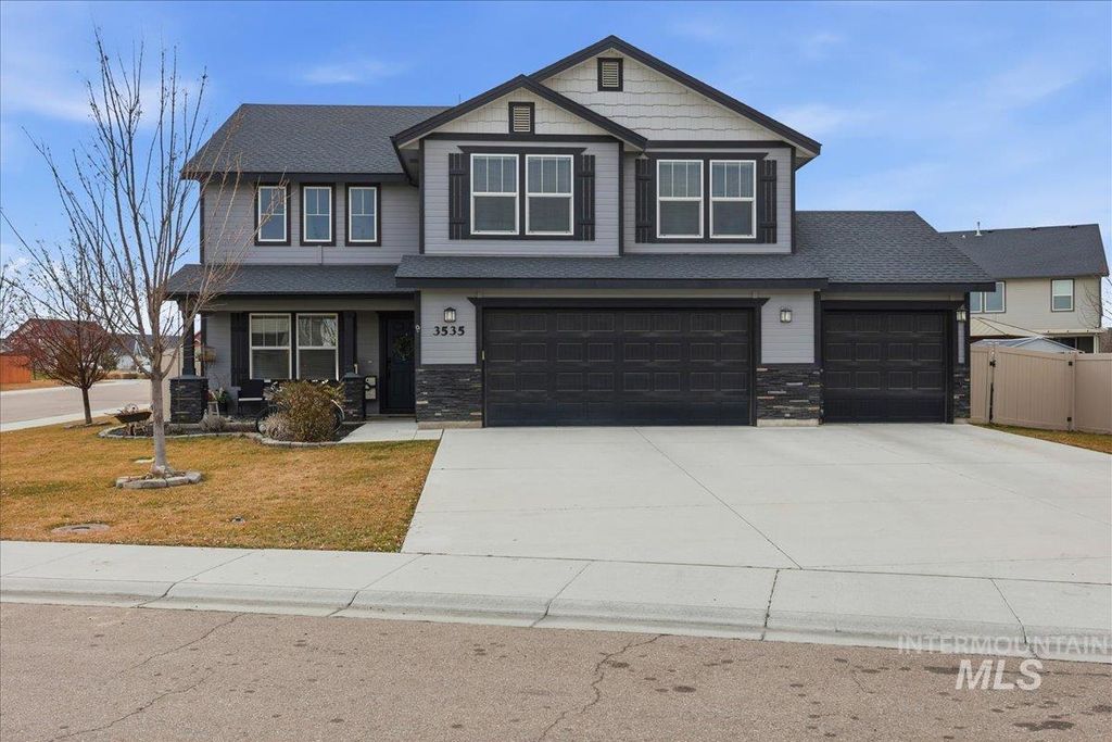 Photo of 3535 S Cape Coral Ave, Nampa, ID 83686 (MLS # 98975416)