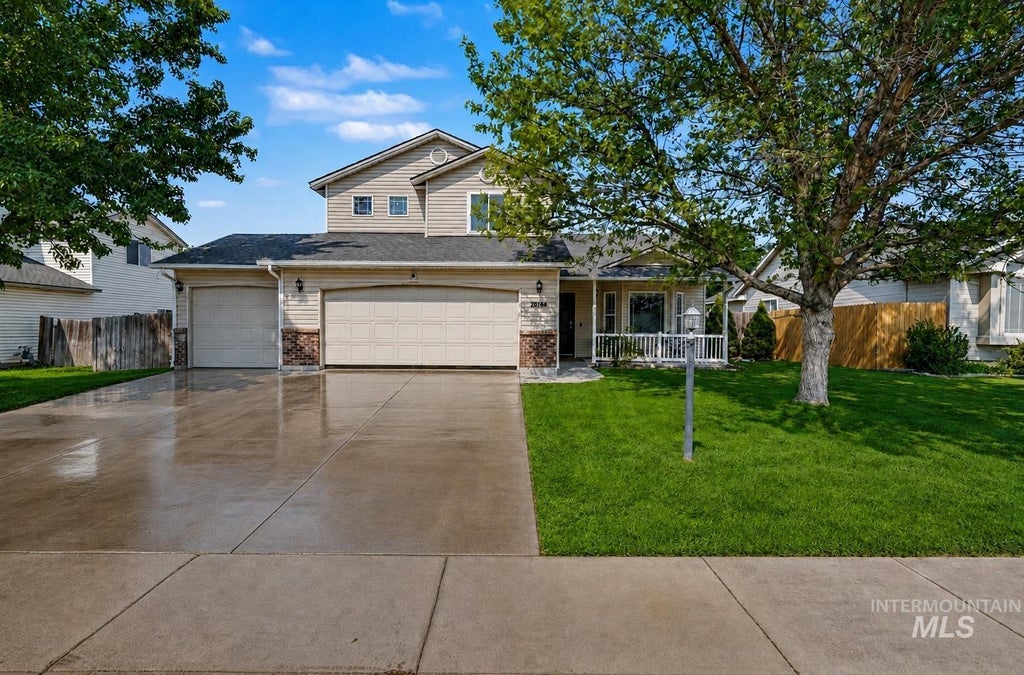 Photo of 20164 Colebrook Ave, Caldwell, ID 83605 (MLS # 98997421)