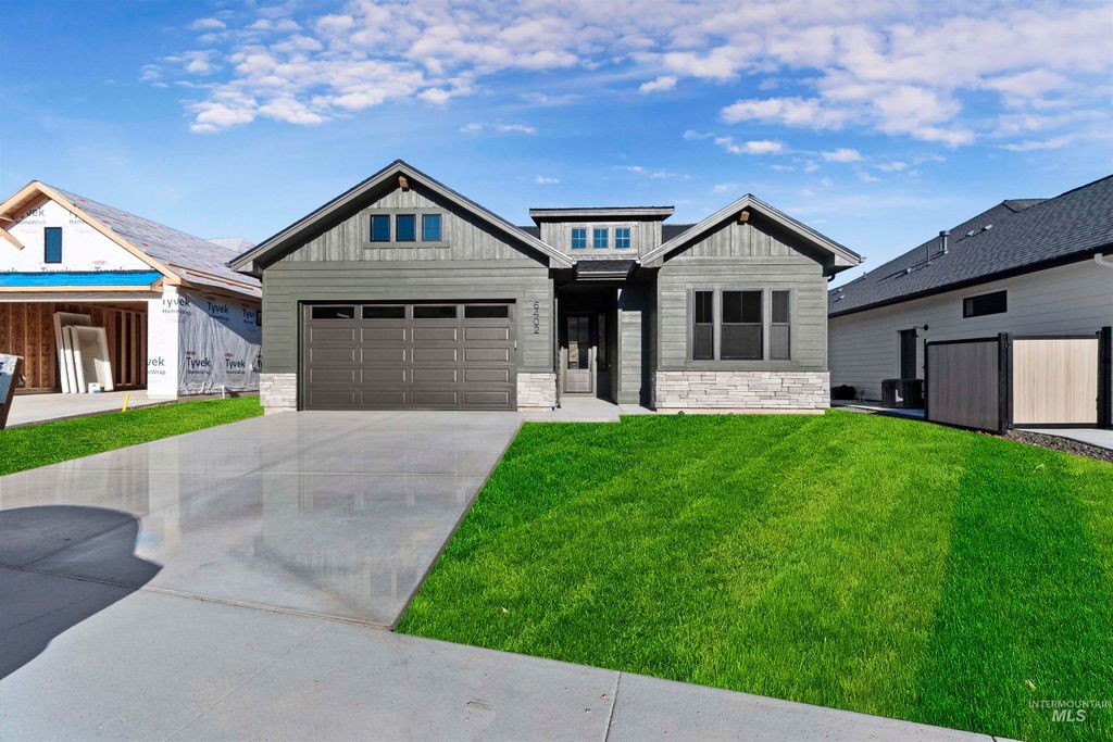 Photo of 6402 E One Tree Place, Eagle, ID 83629 (MLS # 98971066)