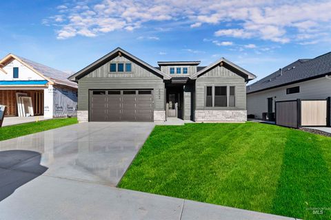 Photo of 6402 E One Tree Place, Eagle, ID 83629 (MLS # 98971066)
