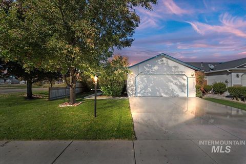 8678 W Casa Grande Ct Boise ID 83714