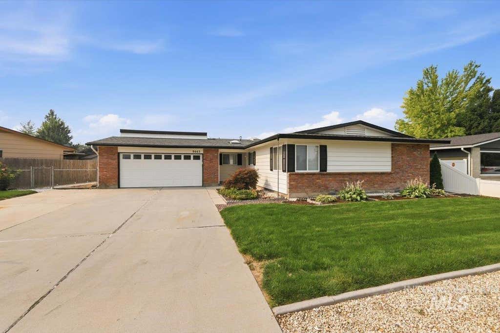 Photo of 9663 W Gurdon Dr, Boise, ID 83704 (MLS # 98995728)