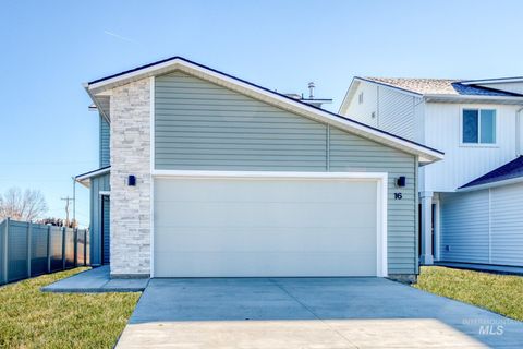 39 S Sweetgrass Ave Nampa ID 83651
