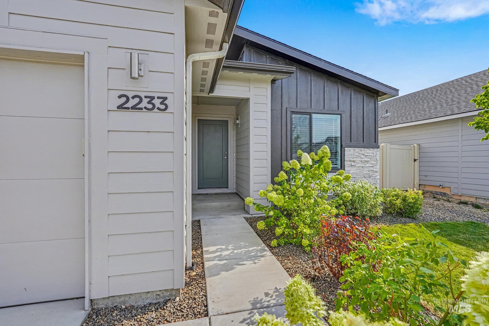 2233 W Trout Lily St
