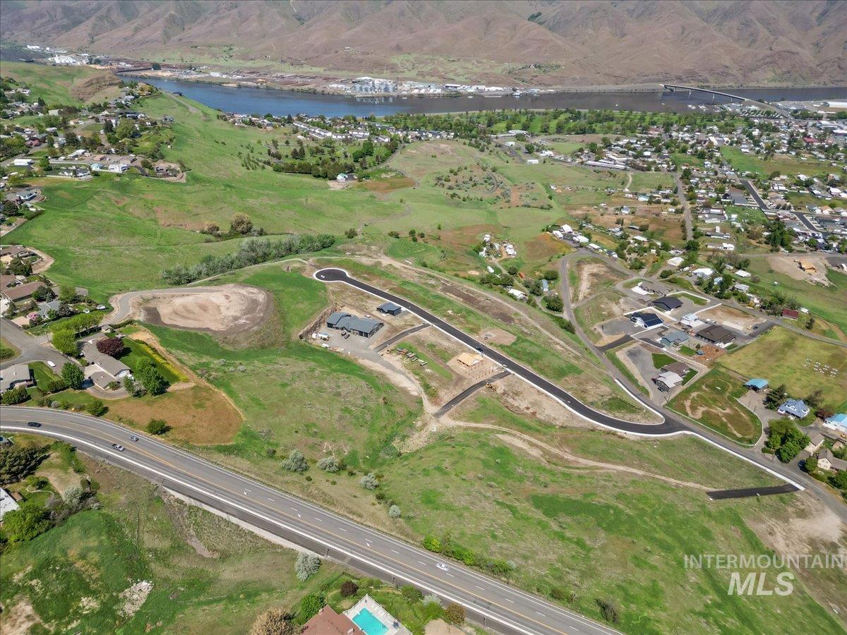 1651 Bennett Hill Drive