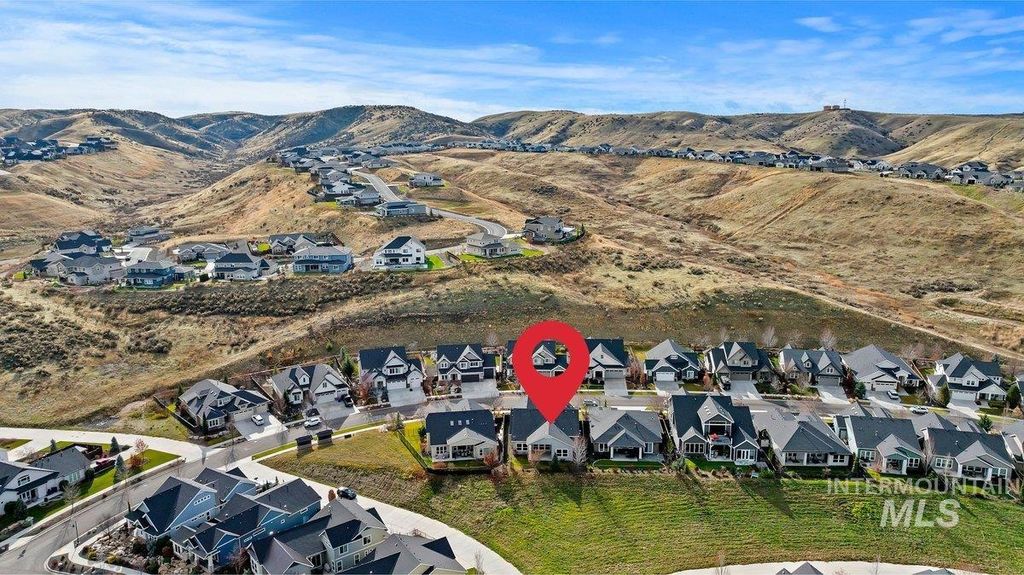 Photo of 4704 W Barnview Drive, Boise, ID 83714 (MLS # 98977217)