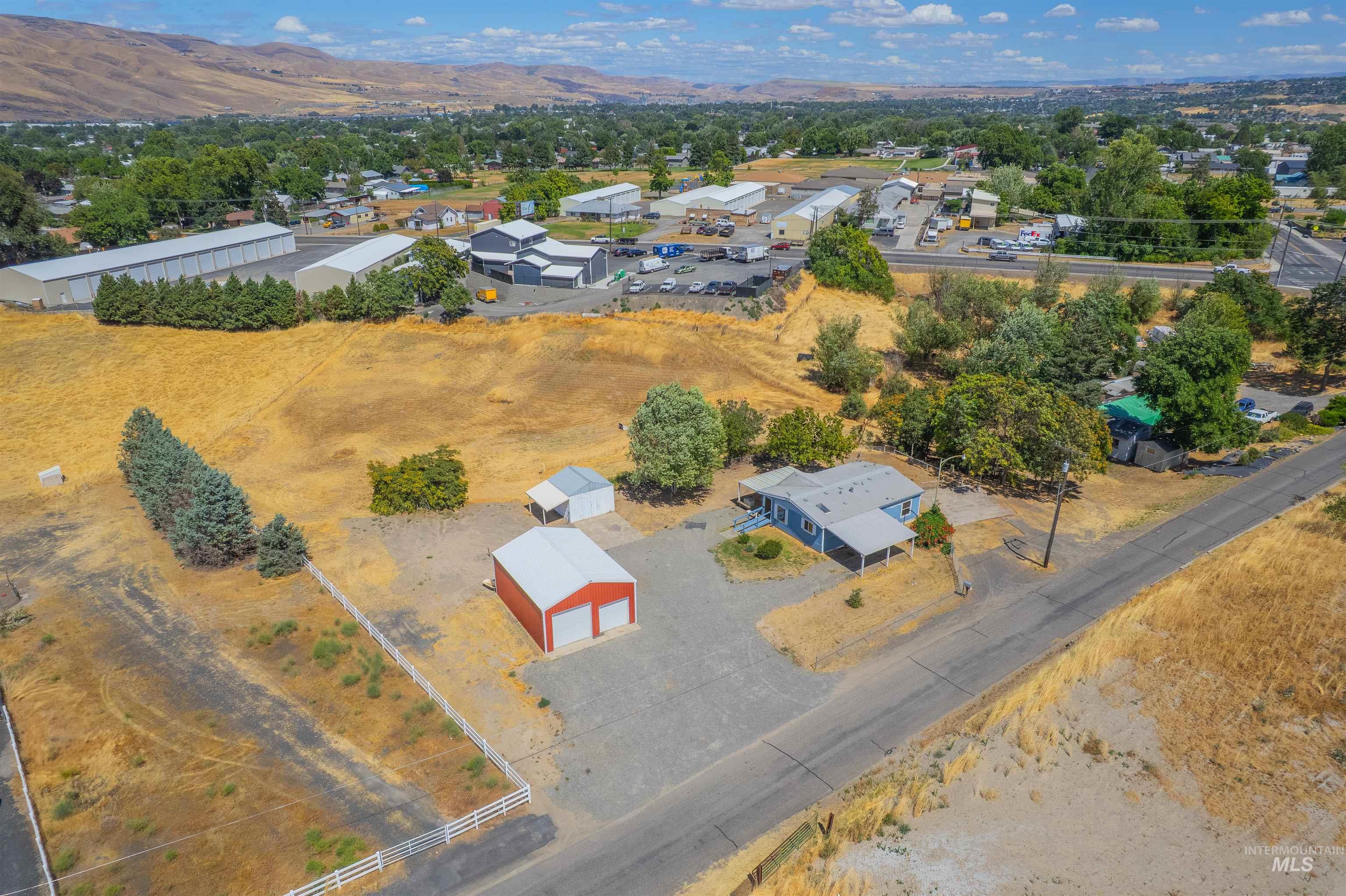 1522 Highland Avenue