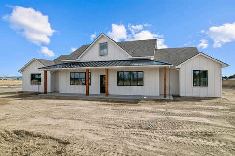 Photo of 949 E Coventry Ln, Burley, ID 83318 (MLS # 98998653)
