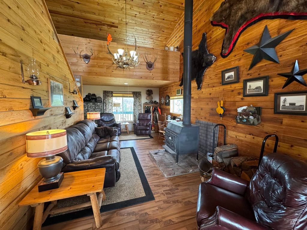 Photo of 100 Rock Hill Rd, Pomeroy, WA 99347 (MLS # 98952816)