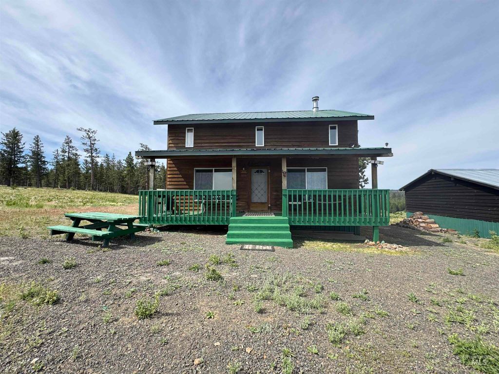 Photo of 100 Rock Hill Rd, Pomeroy, WA 99347 (MLS # 98952816)