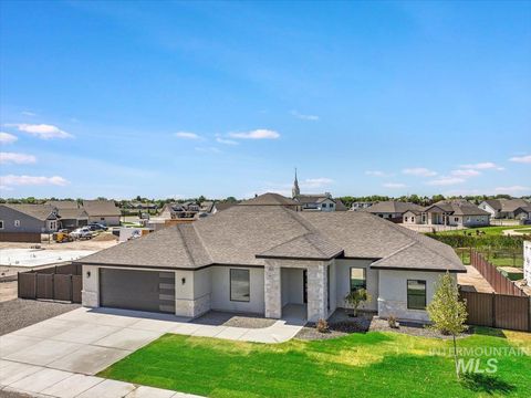 Photo of 1597 Tule Dr, Twin Falls, ID 83301 (MLS # 98960208)