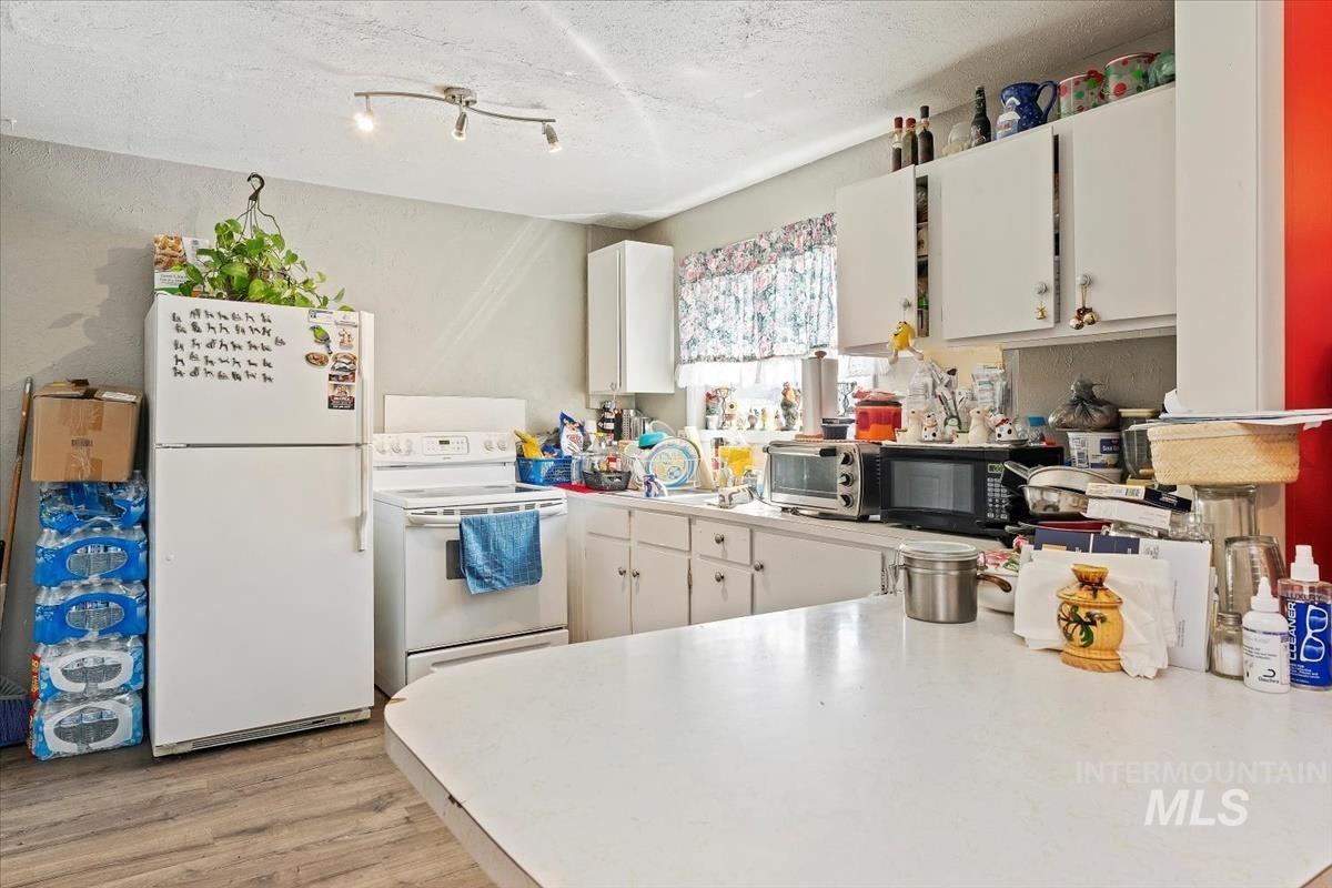 Nampa, Idaho 83686, United States, 2 Bedrooms Bedrooms, ,1 BathroomBathrooms,Residential,Pending,102250